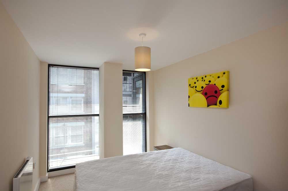 2 Bedroom Apartment To Rent image 6